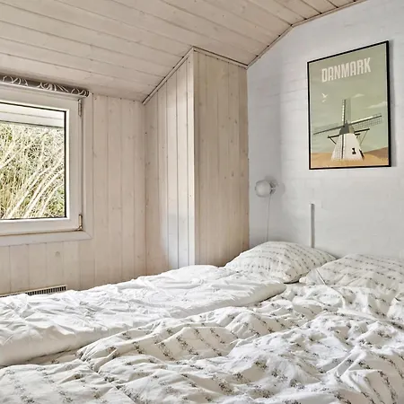 In With Sauna *